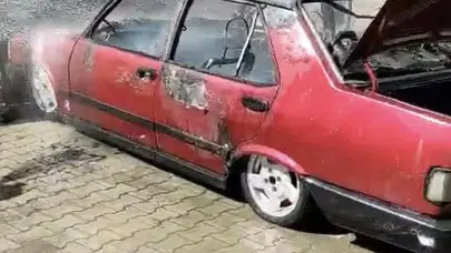Batman'da korku dolu anlar: Park halindeki araç bir anda alev topuna döndü