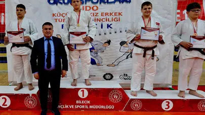 Bilecik'te judo şöleni: Geleceğin şampiyonları minderde devleşti