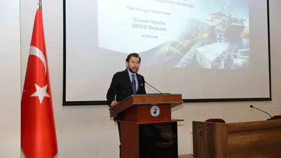 İhracatın genç mimarları için sahaya indi: Başkan Uğurlu'dan öğrencilere kritik yol haritası