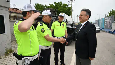 Saha görevindeki kahramanları unutmadı: Emniyet Müdürü Karan bayram mesaisinde polislerin yanındaydı