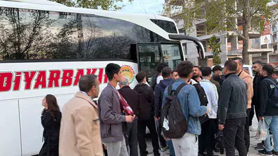 Elazığ’da tarihi gün: Şampiyonluk yolunda dev konvoy Bursa’ya aktı