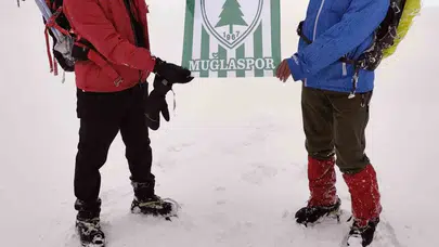 Zirvede şampiyonluk selamı: Muğlalı dağcılar Erciyes’te bayrak açtı