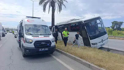 Faciadan dönüldü: Kontrolden çıkan yolcu otobüsü palmiye ağacına çarparak durabildi