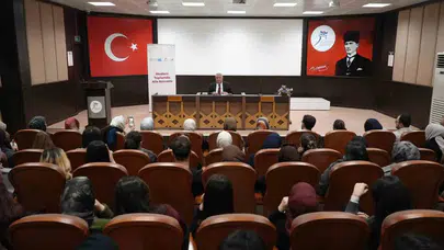 Dijital çağda aile yapısı masaya yatırıldı: Modernleşme aile bağlarını nasıl dönüştürüyor?