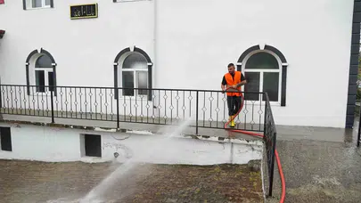 Atakum’da bayram mesaisi: Hijyenik ibadet için tüm önlemler alındı