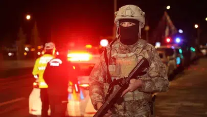 Erzurum’da gece yarısı operasyonu: 580 personel kuş uçurtmadı