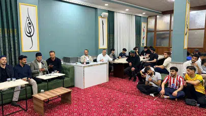Siirt’te gönülleri birleştiren gece: Gençler maneviyat ikliminde buluştu