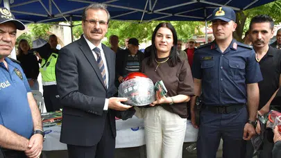 Salihli'de kask seferberliği: Güvenli sürüş için direksiyona geçtiler
