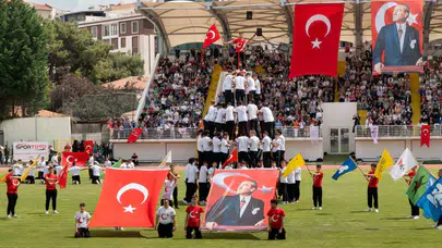 Kırklareli’nde bayram coşkusu zirveye taşındı: Miniklerden nefes kesen gösteri