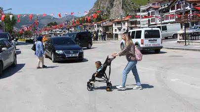 Trafik keşmekeşine mola: Amasya'da korna sesi tarihe karıştı, yayalar baş tacı edildi