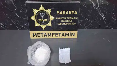 Adapazarı’nda zehir tacirlerine darbe: 4 kişi demir parmaklıklar ardında