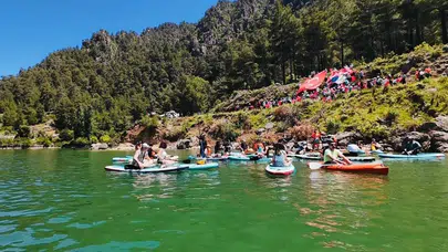 Burdur’da 19 Mayıs coşkusu: Karacaören Barajı adrenalin tutkunlarını ağırladı