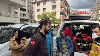Bingöl'de korku dolu anlar: 5 katlı binayı dumanlar teslim aldı