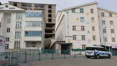 Nevşehir’de kabus dolu anlar: İstinat duvarı evlerin içine girdi, bölge mühürlendi