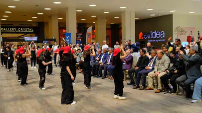 Kansere karşı sanatlı savunma: S.E.S. projesiyle dev farkındalık buluşması