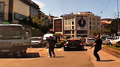 Zonguldak’ta saniyelerle yarışılan kurtarma operasyonu: Minibüsün altında kalan kadın için seferber oldular
