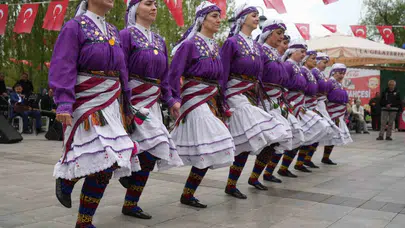 Kırıkkale’de bahar bayramı şöleni: Millet Bahçesi’nde gelenekler yaşatıldı
