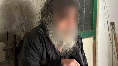 İcra yoluyla satılan evini terk etmedi: Bir yıldır çöp yığınları arasında yaşam mücadelesi verdi