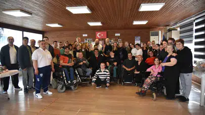 Sanatın iyileştirici gücü Atakum’da buluştu: Özel bireyler elleriyle hayallerini şekillendirdi