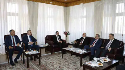 AYM Başkanı Özkaya'dan Erzurum'da kritik temaslar: Bilim ve hukuk kampüste buluştu