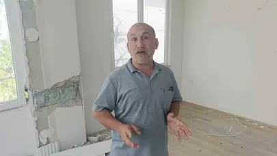 Duvarları yarılan binada ölümle burun buruna: Çatlaklardan sızan ışık korkuyu büyütüyor