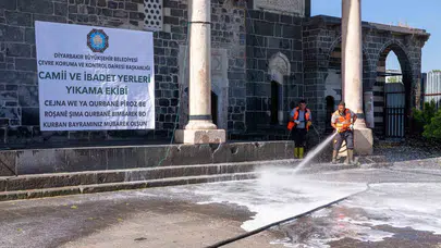 Diyarbakır’da bayram hazırlığı: Camiler gül kokusuyla karşılayacak