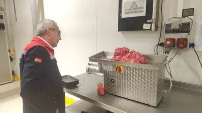 Sofralarda bayram bereketi güvenle yaşanacak: Eskişehir'de gıda denetimleri zirve yaptı