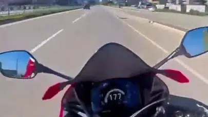 Sosyal medya şovu pahalıya patladı: Hız tutkunu sürücüye ağır fatura