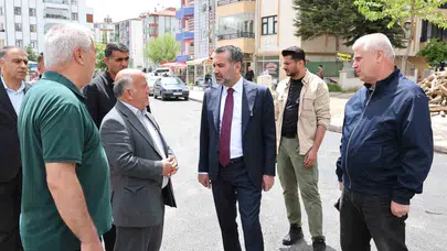 Elazığ'da asfalt seferberliği: Başkan Şerifoğulları sahadaki çalışmaları bizzat denetledi