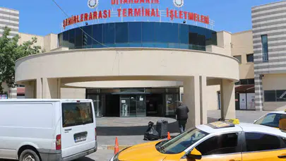 9 günlük bayram tatili beklentiyi boşa çıkardı: Otobüsçülerin gözü kulağı son dakikada