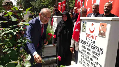 Malatya’da bayram arifesi: Şehitler dualarla anıldı