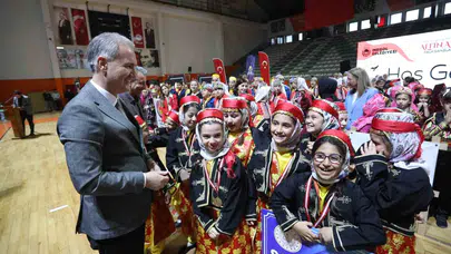 İnegöl’de sahne çocukların: Altın Adımlar’da şampiyonluk heyecanı