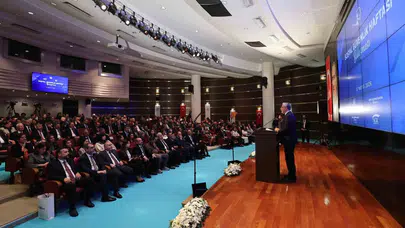 Eski Türkiye’nin hastane kuyrukları tarih oldu: Bakan Işıkhan’dan devrim niteliğinde sosyal güvenlik mesajı