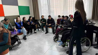 Engel tanımayan notalar: Gençler ve özel bireyler aynı sahnede buluştu