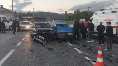 Hayme Ana Kavşağı’nda korkutan kaza: 3 kişi hastaneye kaldırıldı