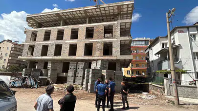 Ekmeğinin peşindeydi, bir anlık dengesini kaybetti: İnşaat işçisinin feci kazası
