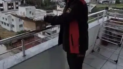 Osmaniye’de mutfaktan gelen sesler şaşırttı: Aspiratör borusuna sıkışan minik misafirler kurtarıldı