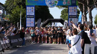 Çeşme’de dev buluşma: 43 ülkeden gelen sporcular maraton heyecanıyla buluştu