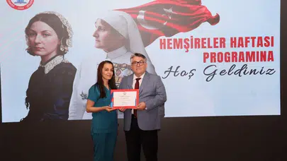 Zonguldak Bülent Ecevit Üniversitesi’nde vefa günü: 20 yıllık emekler plaketle taçlandırıldı