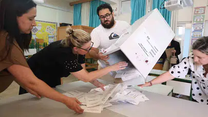 GKRY sandık başında: Aşırı sağ yükselişte, köklü partide büyük şok