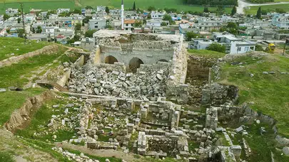 Gaziantep'in kadim mirası sessizliğe büründü: Araban'da tarihi cami kaderine terk edildi
