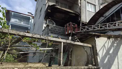 Yeşilova'da korkutan alevler: İtfaiye ekipleri faciayı önledi