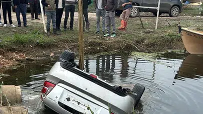 Bursa'da nefes kesen anlar: Göle uçan otomobilden sağ çıktı, olay yerine yürüyerek döndü