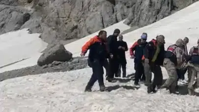 Doğa yürüyüşü kabusa dönüştü: Kırk Merdiven’de 5 saatlik nefes kesen operasyon