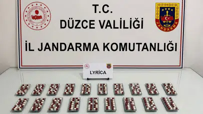 Düzce’ye zehir sokmaya çalışırken yakayı ele verdiler: Jandarmadan kaçamadılar