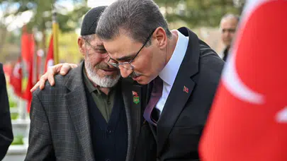 Erzurum'da vefa günü: Şehitliklerde hüzün ve gurur bir arada yaşandı
