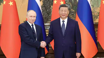 Kremlin'den kritik Pekin mesajı: Putin rotayı Doğu'ya çeviriyor