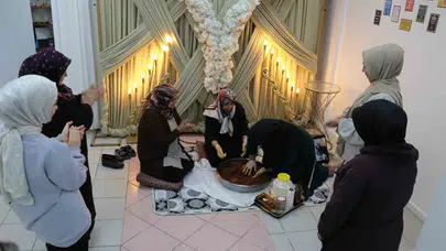 Erkeklerin kahvehanesi varsa kadınların da burası var: Anneler Günü’nde gönüllerince eğlendiler