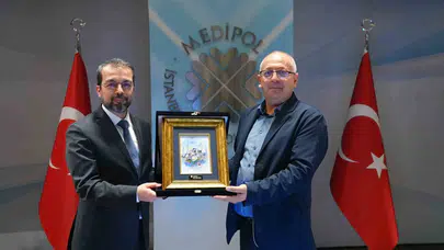 Prof. Dr. Cemil Aydın'dan ezber bozan çıkış: Yeni bir dünya için taklit değil içtihat şart