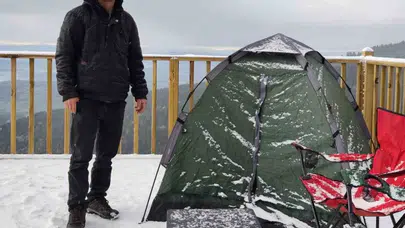 Takvimler 30 Mayıs'ı gösterirken kış geri döndü: Safranbolu'da şaşırtan kar manzarası